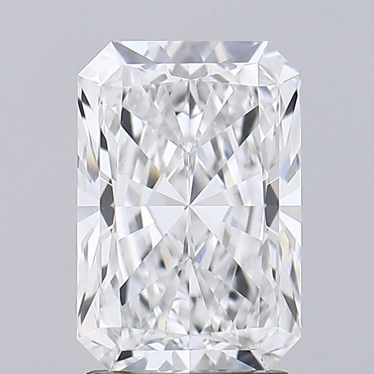 2.02 Carat Radiant Lab Diamond with  Cut Diamond in 14KT  view 1
