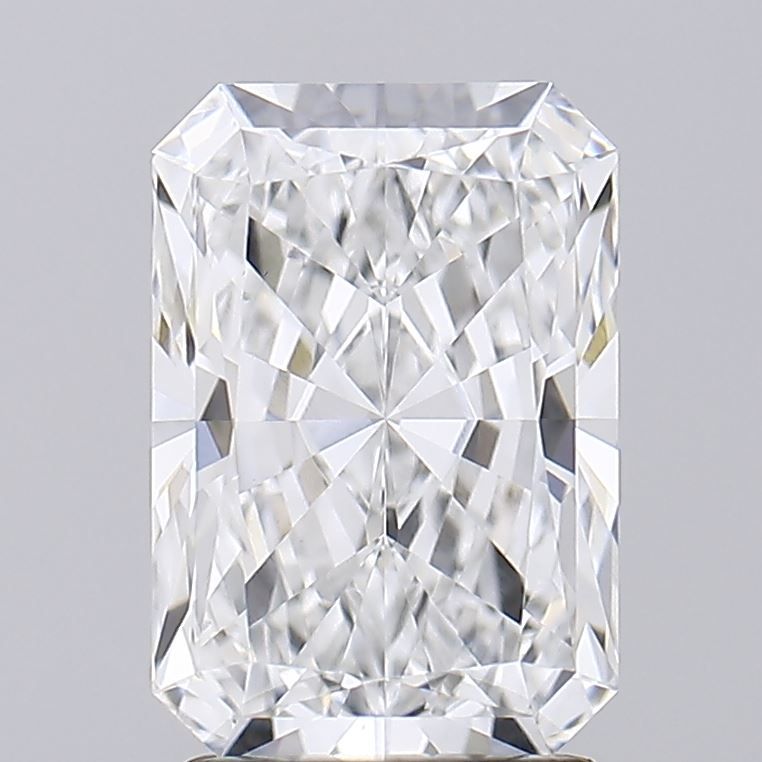 2.26 Carat Radiant Lab Diamond with  Cut Diamond in 14KT  view 1
