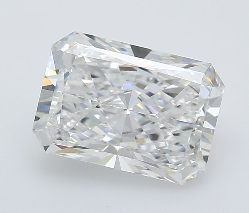 2.59 Carat Radiant Lab Diamond with  Cut Diamond in 14KT  view 1
