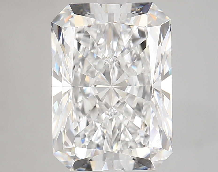 5.09 Carat Radiant Lab Diamond with  Cut Diamond in 14KT  view 1
