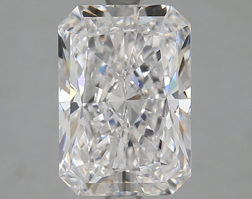 2.94 Carat Radiant Lab Diamond with  Cut Diamond in 14KT  view 1
