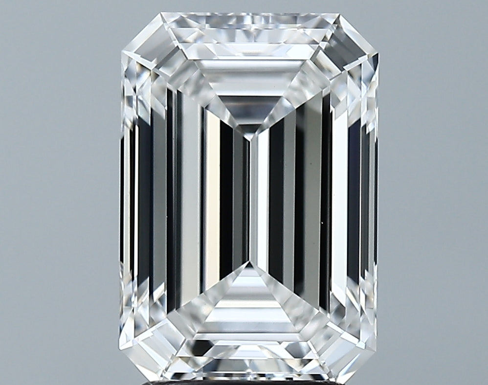 2.86 Carat Emerald Lab Diamond with  Cut Diamond in 14KT  view 1
