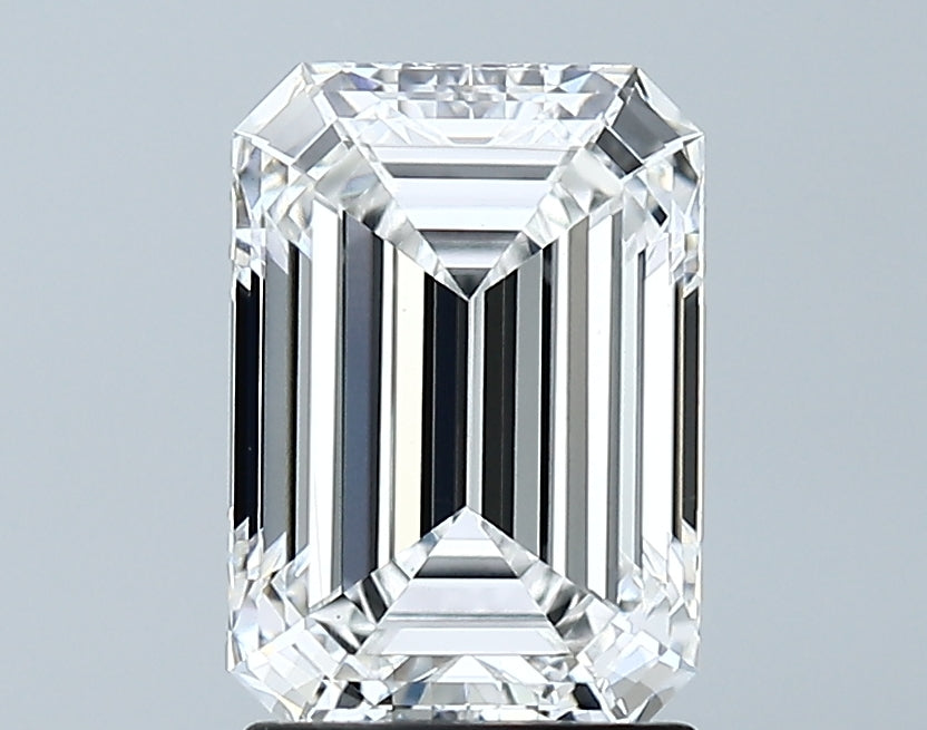 2.1 Carat Emerald Lab Diamond with  Cut Diamond in 14KT  view 1
