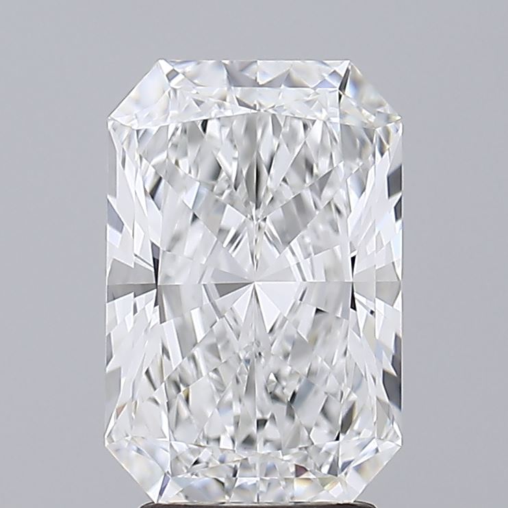 3.16 Carat Radiant Lab Diamond with  Cut Diamond in 14KT  view 1
